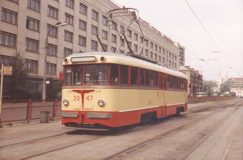 tram-30-2047-198xxxxx-pechmost-GT.jpg